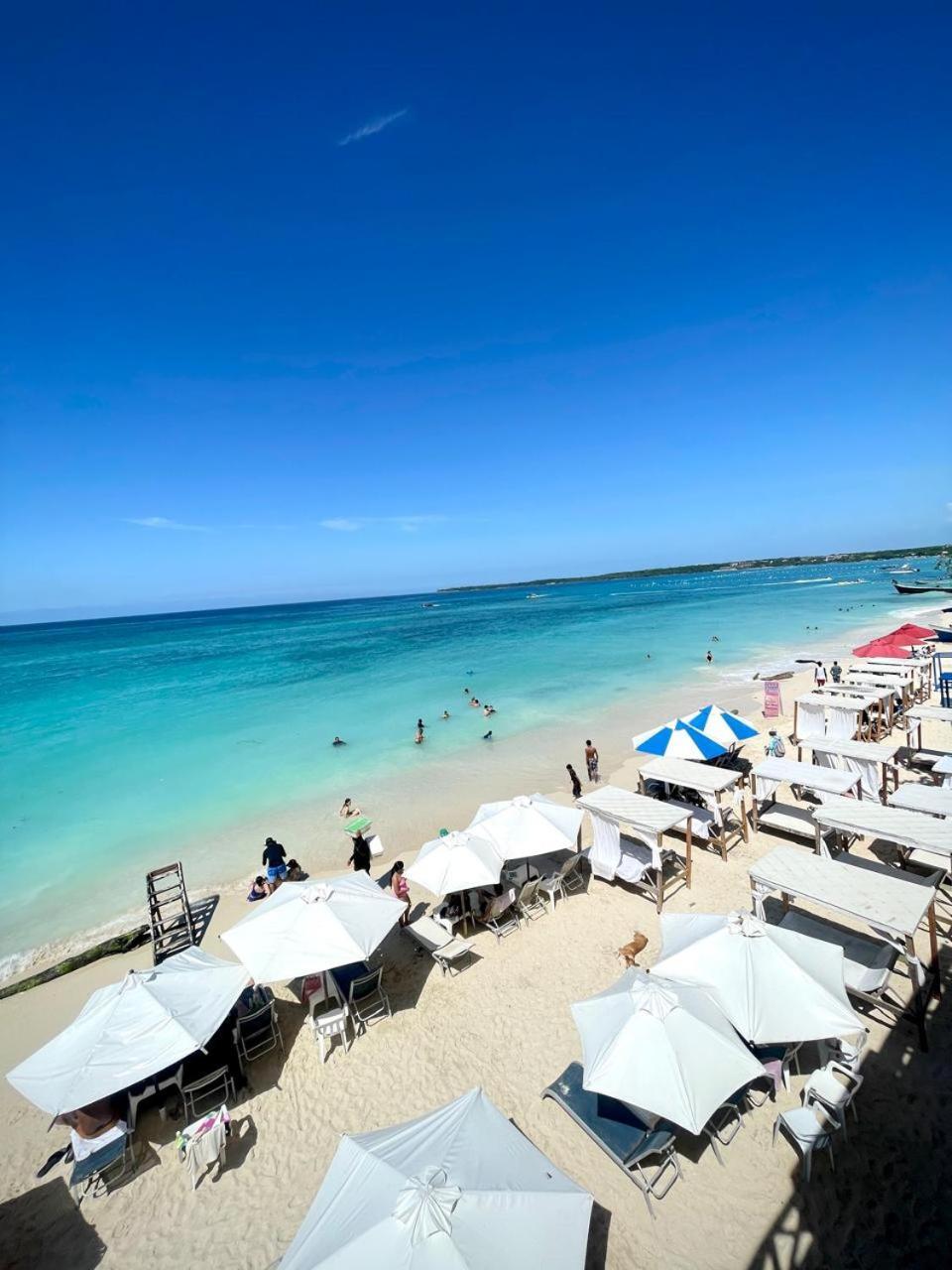 Mandala Beach Club Hotell Pendales Exteriör bild